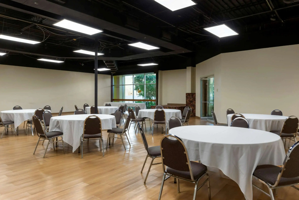 Quality Inn & Suites - Greensboro-High Point