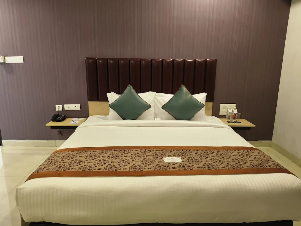 Grand Continent Hotel, Hitec City, Hyderabad