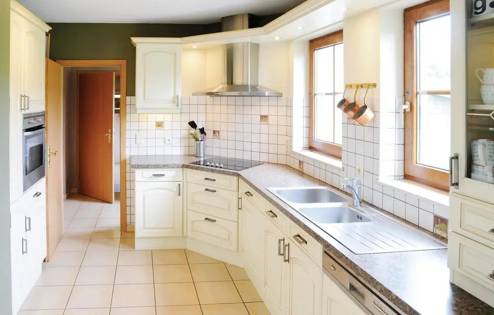 Amazing Home in Durbuy With 5 Bedrooms and Wifi