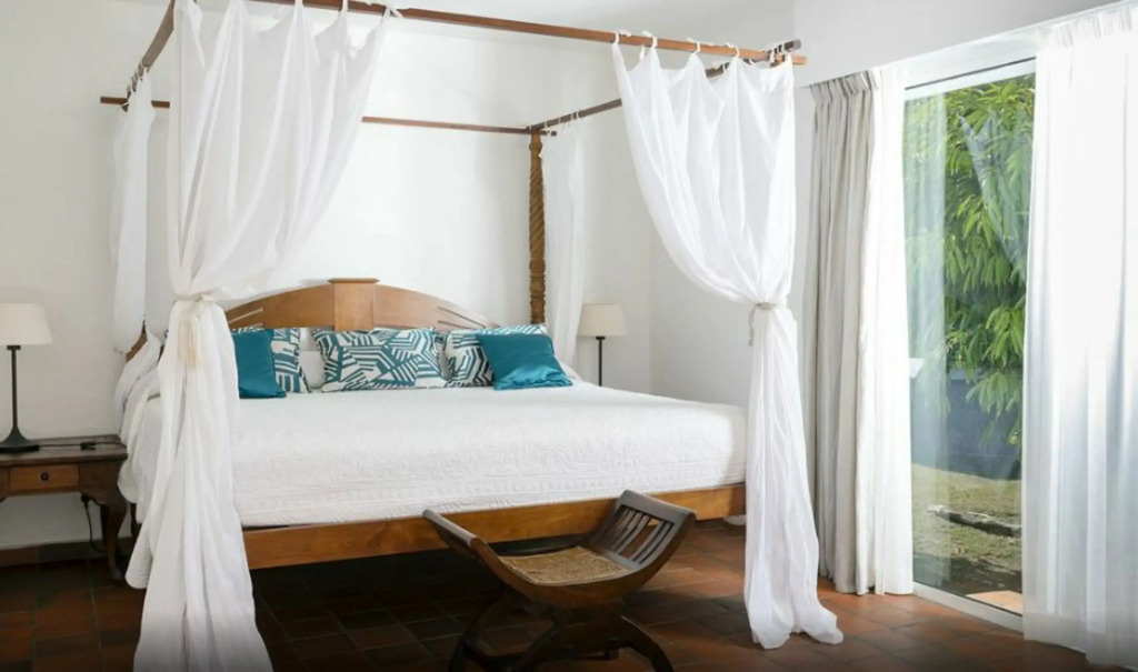 Esmeralda Resort