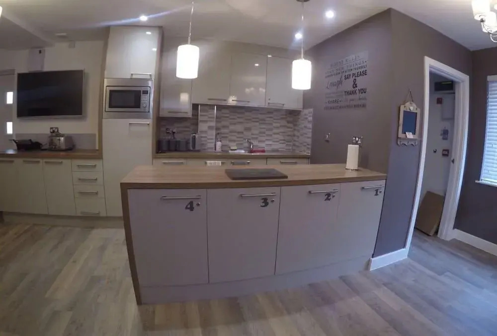 Deepcut Lodge Bed & Breakfast Self Service