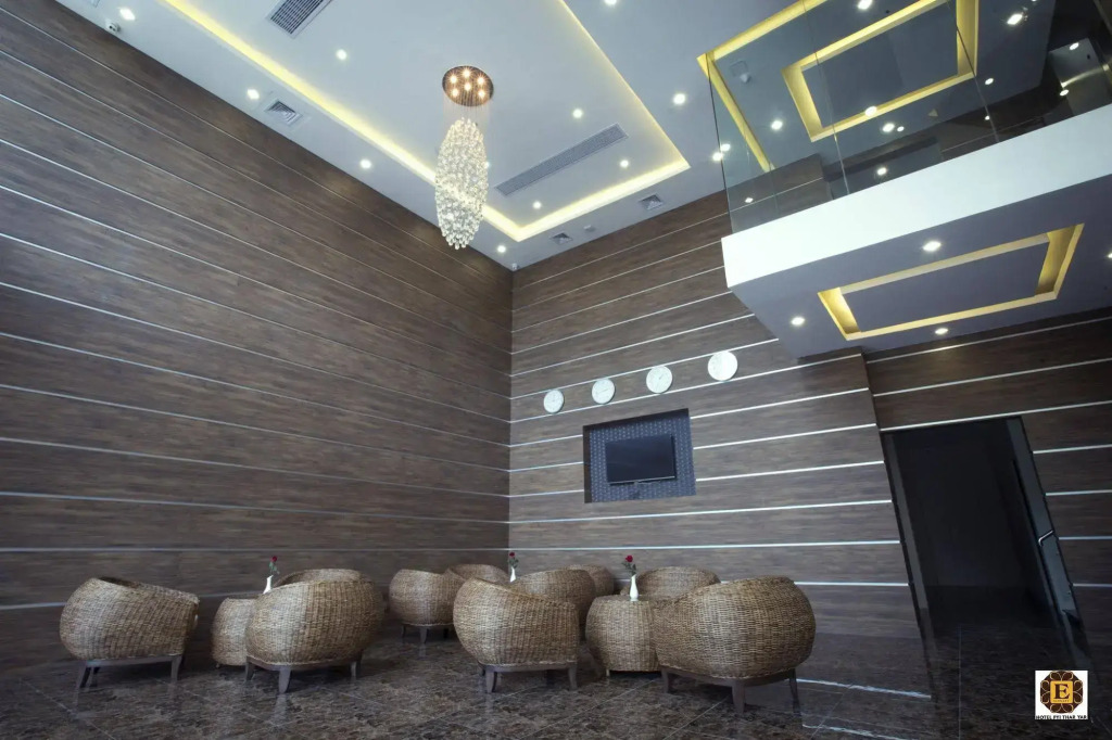 Elegant Hotel Pyi Thar Yar