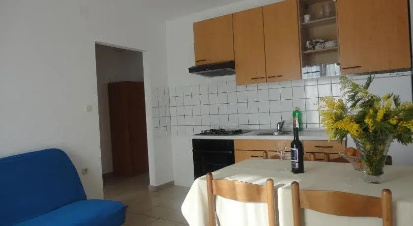 Apartments Parać