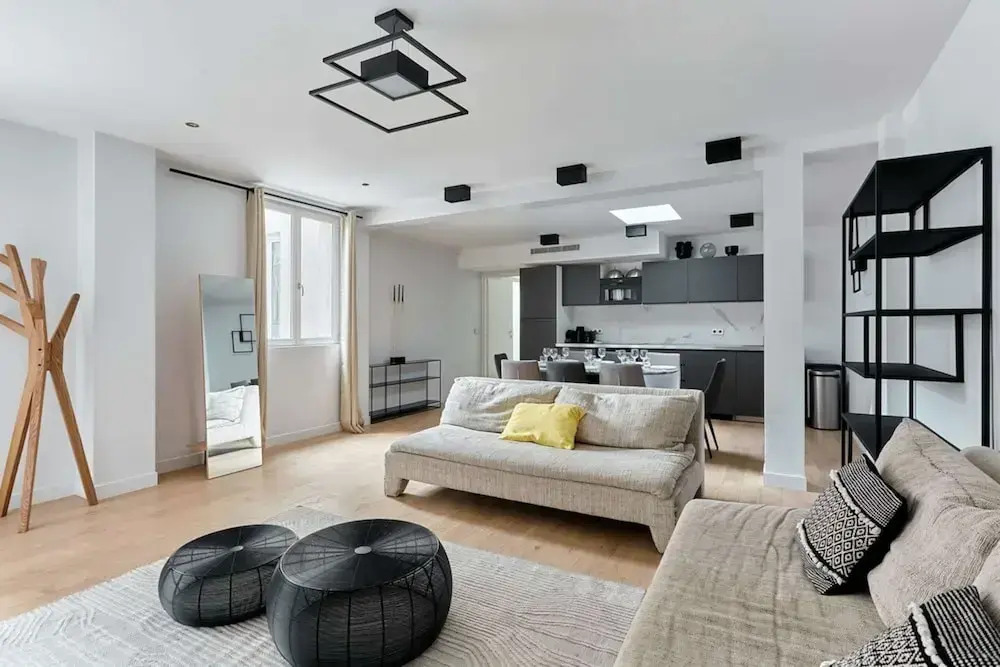 Superb Apartment Porte Maillot / Arc de Triomphe