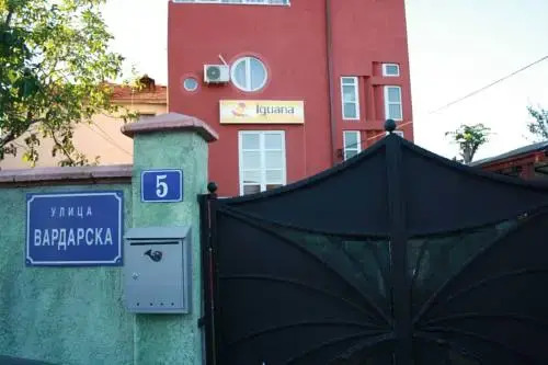 Iguana Hostel