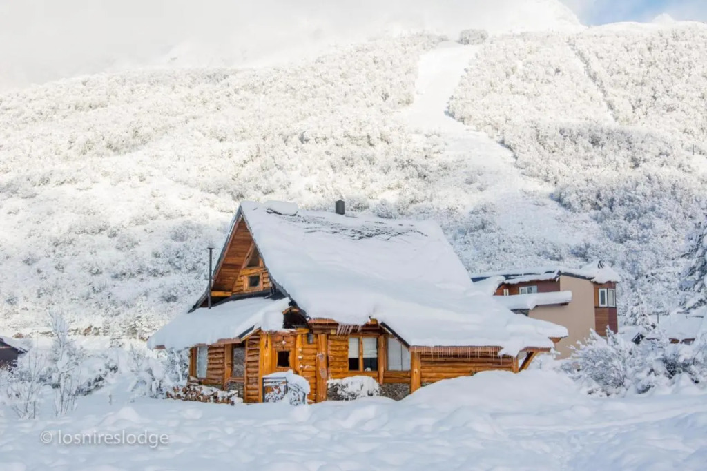 Los Nires Lodge Cerro Catedral