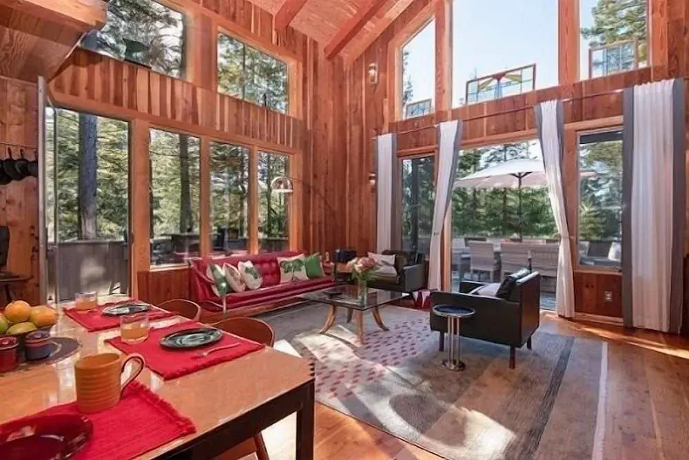 The Sonoma Treehouse 3 Bedroom Home by RedAwning