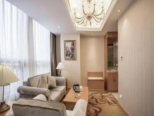 Vienna International Hotel Guizhou Wengan Qilong Binfen Moer City