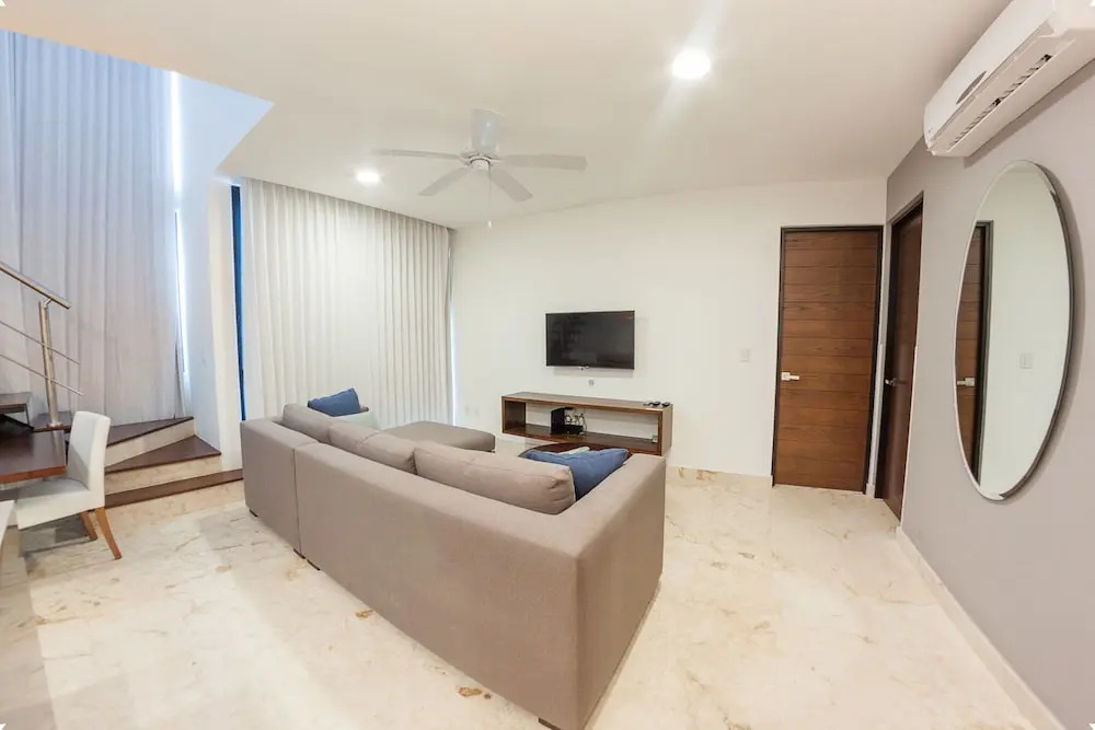 Anah Downtown DT 408