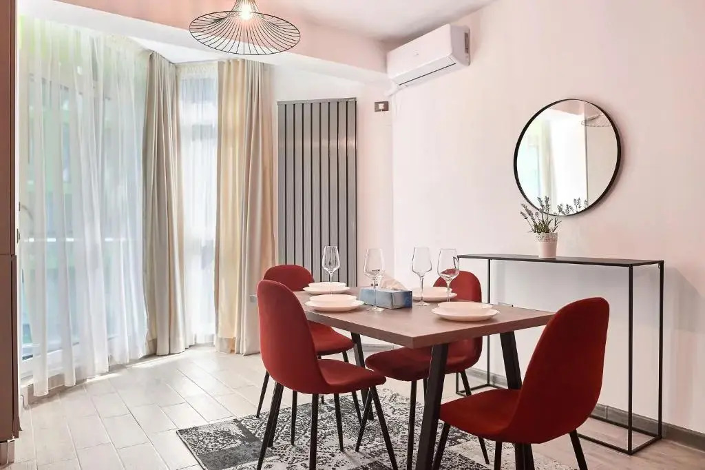 Sea la Vie 1BR Apartment Spa n Pool Beach resort