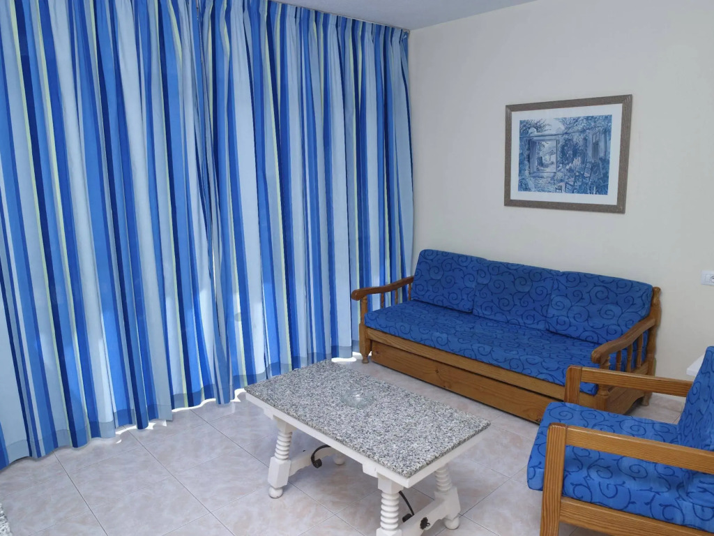 Apartamentos Strelitzias