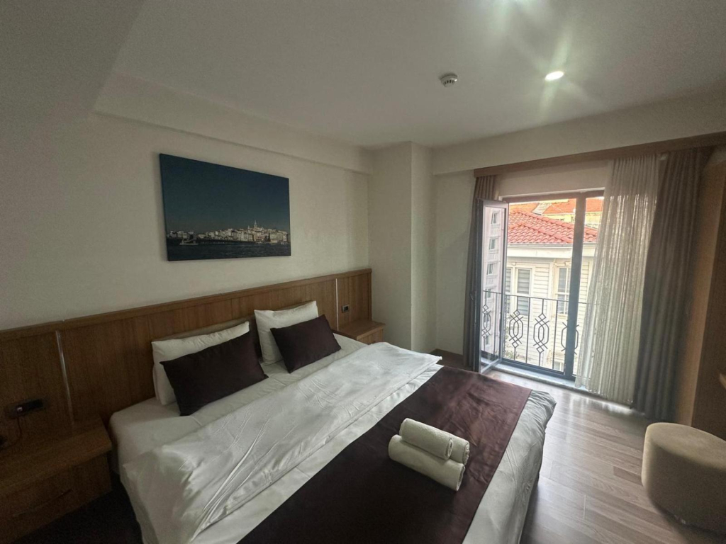 Hotel La SERA
