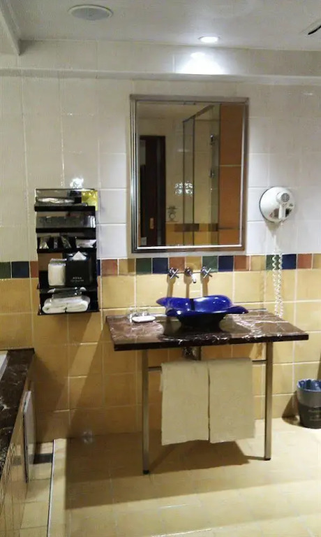 Royal Group Hotel Wu Fu Branch