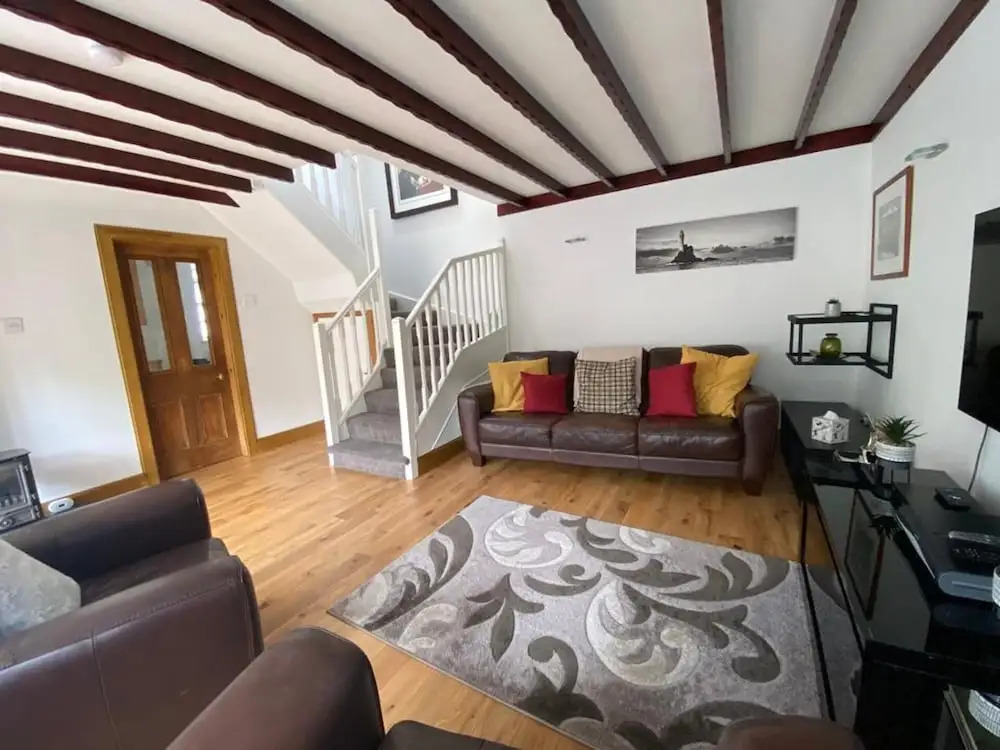 Cosy Cottage on Secluded Private Estate