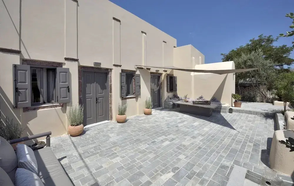 Alia Mansion by K&K