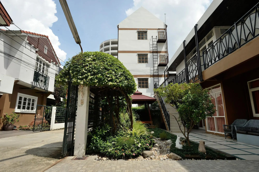 Siam Square House