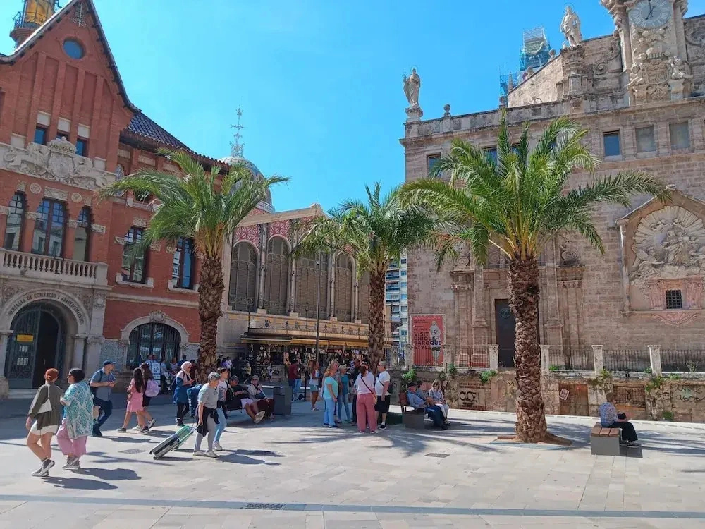 Apartment Near Plaza Ayuntamiento in the Historic Center of Valencia
