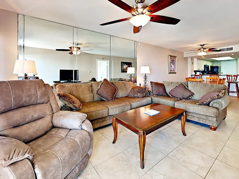 2800 Gulf Blvd Home Unit 806 2 Bedrooms 2 Bathrooms Home