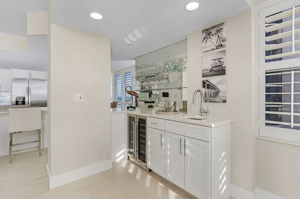 50 Shades Of White - Gullwing #805 - 6620 Estero Blvd 3 Bedroom Condo by RedAwning