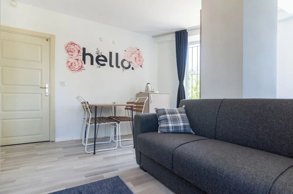 156 Hotel Residence