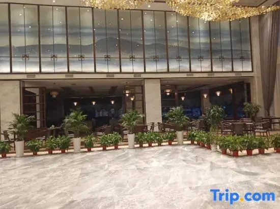 Wannian Yuehu International Hotel