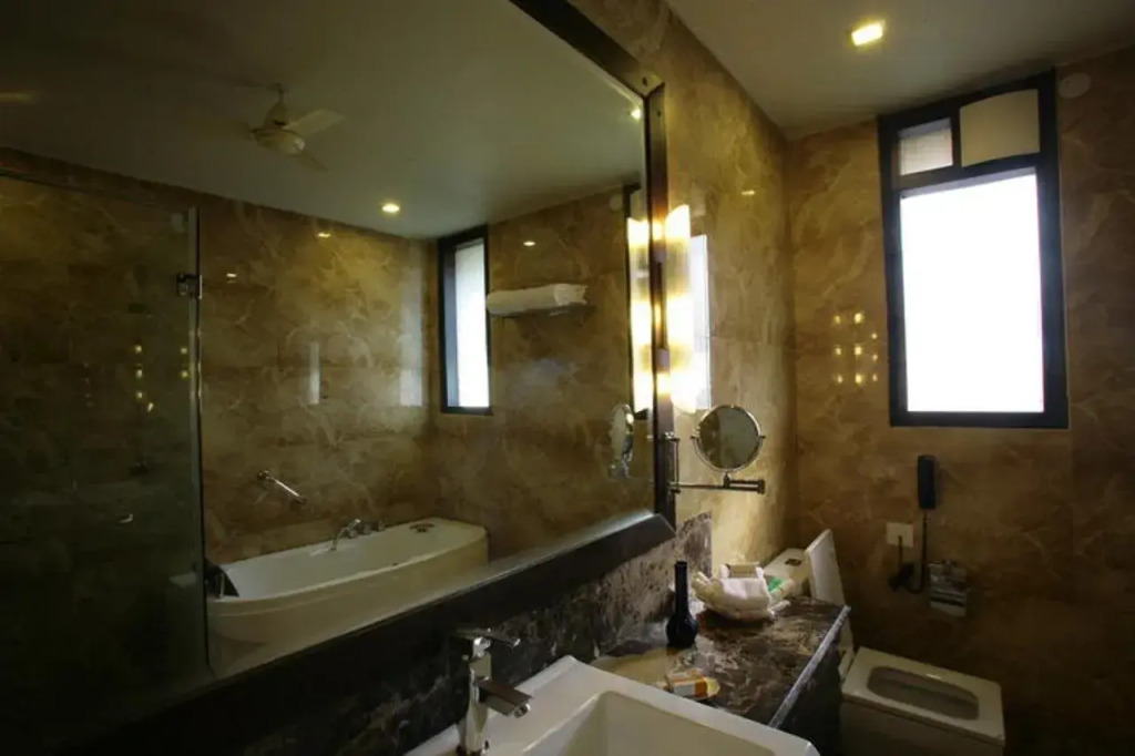 ​juSTa Gurgaon