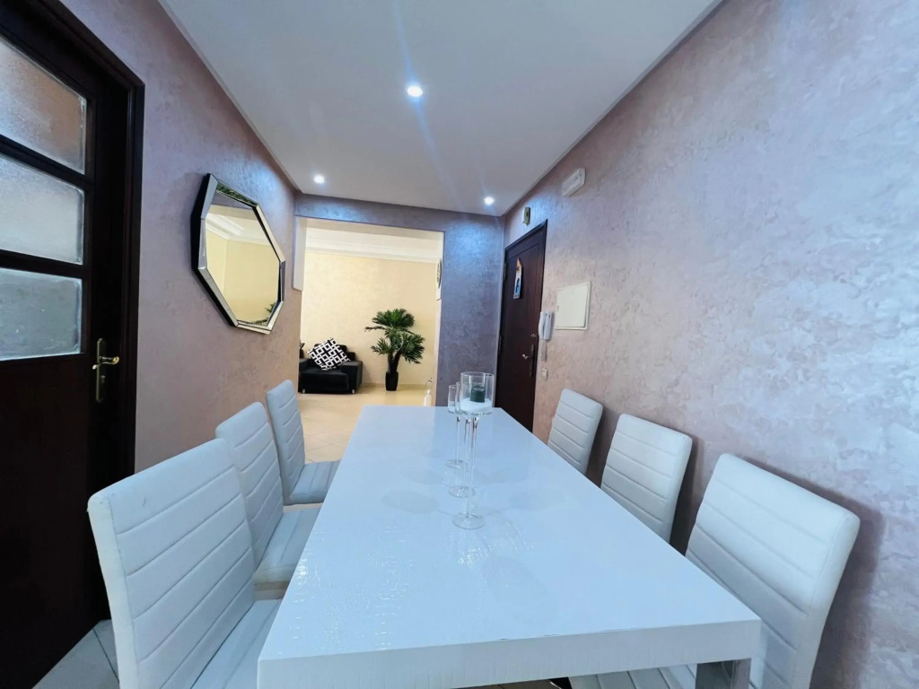 Tres bel apartement sur la corniche