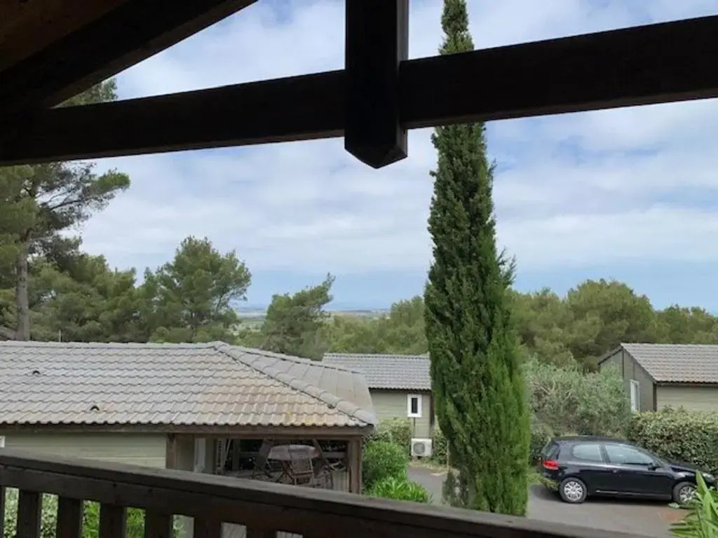 Chalet climatisé pour 6, calme avec piscine et parking - FR-1-607-59