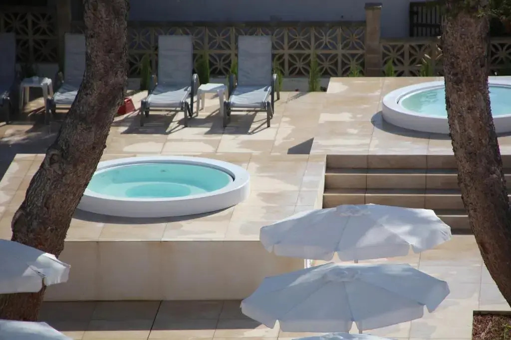 Hotel Clumba
