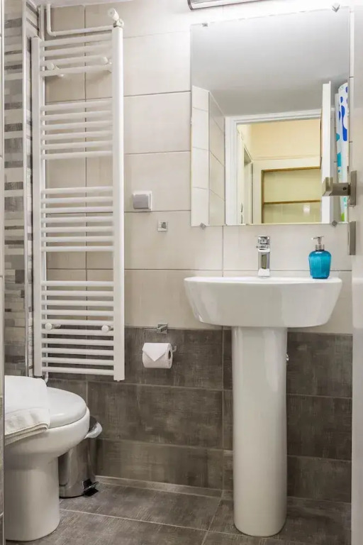 Three Bedrooms Apartment Under Acropolis