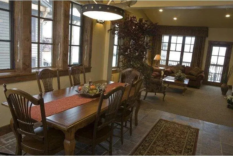 Grand View Lodge