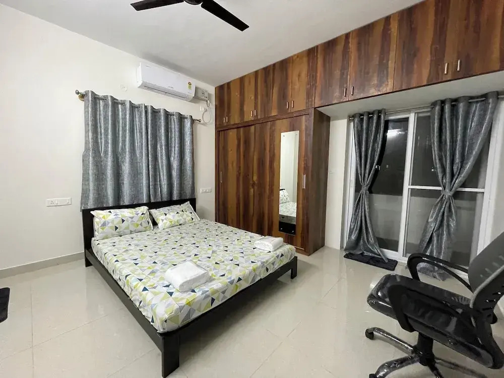 SSN HomeStays in Bangalore Near La Casa