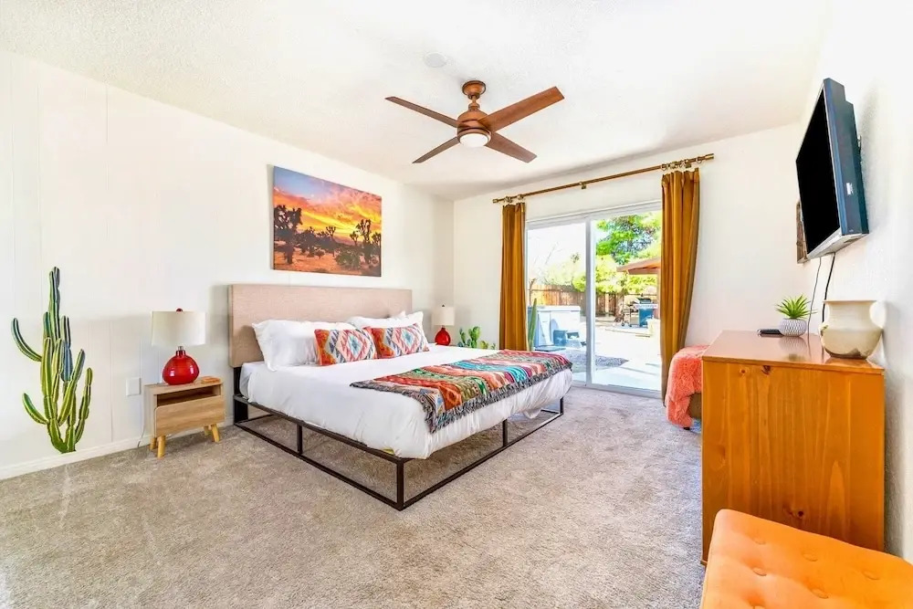 Indigo Sky Oasis - Pool & Hot Tub 4 Bedroom Home