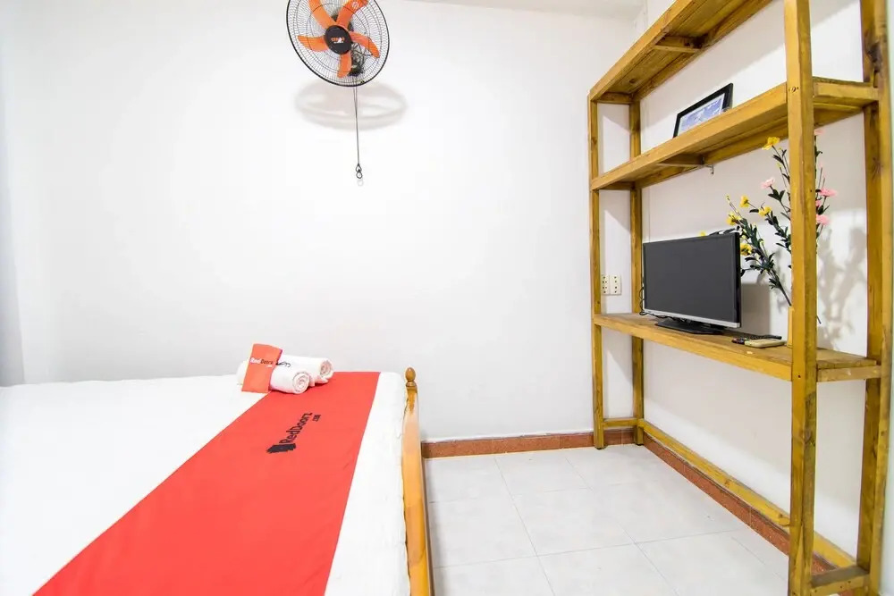 RedDoorz @ Bui Vien Street 2