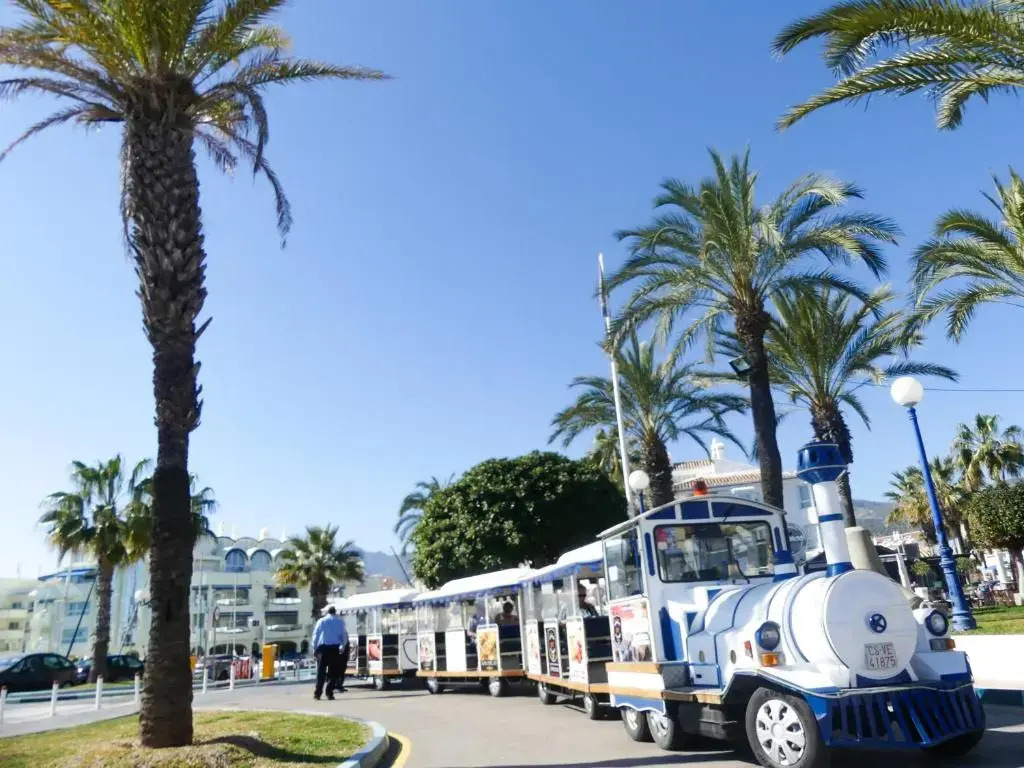 Apartamento Vacacional A 1 Minuto De La Playa - Carihuela Torremolinos