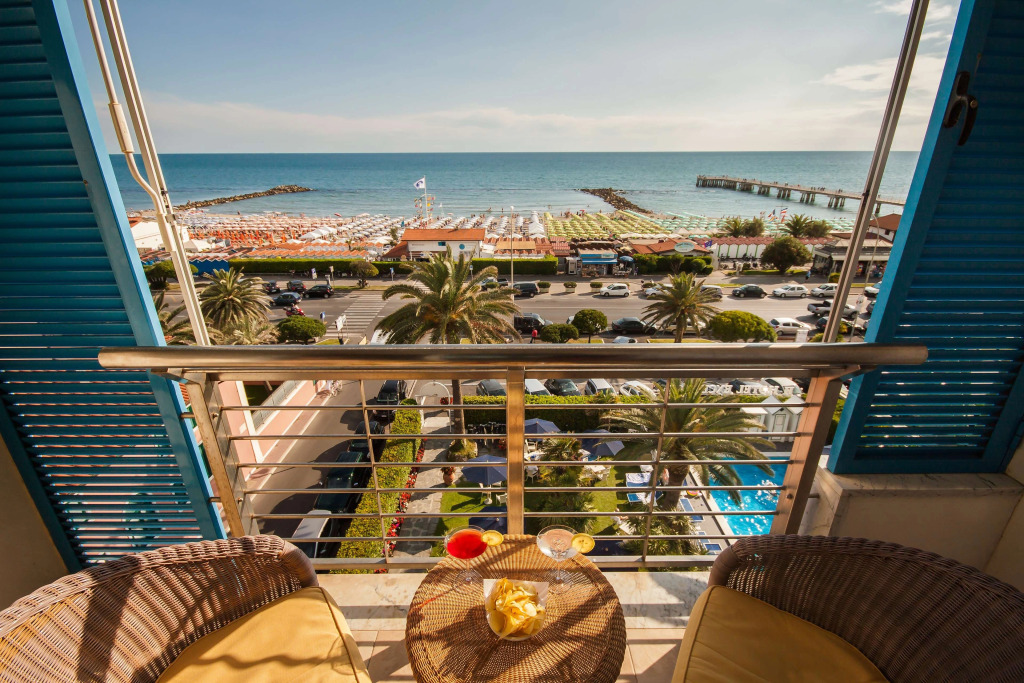 Hotel Excelsior