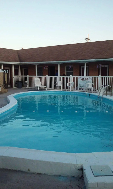 Coral Sands Motel