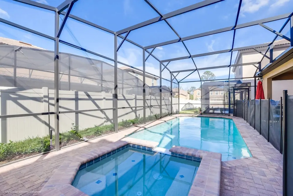 9 Bed Villa with Games, Pool & Spa