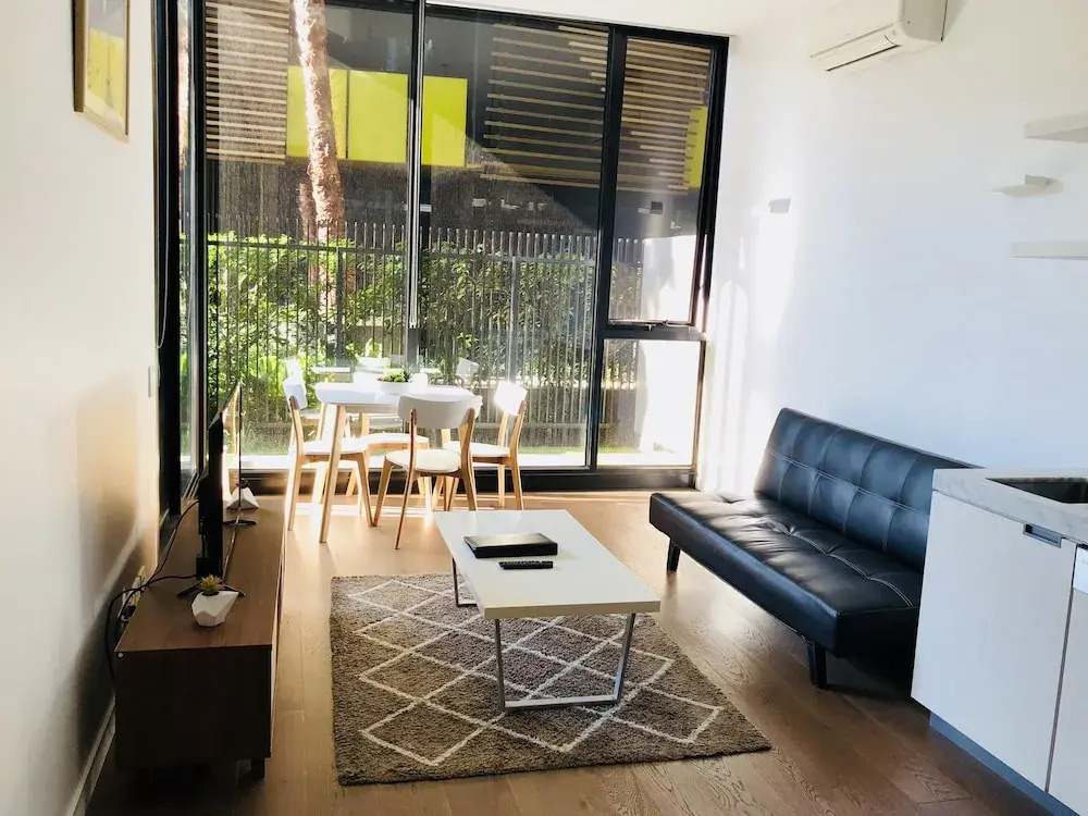 Spacious Cosy Bedroom Suite + Large Balcony