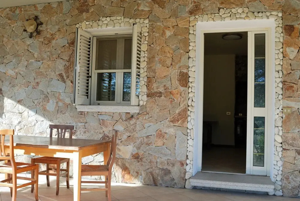Schifoni House