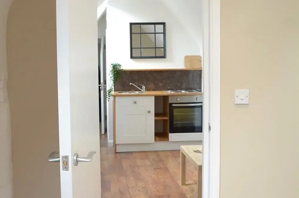 Beautiful 1-bed Apartment Situated in a Mansion