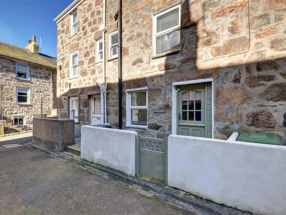 Cozy Holiday Home in Saint Ives near Beach