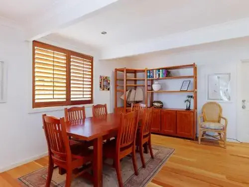 Beauty And The Beach', 88 Foreshore Drive - Large Home With Wifi And Water Views