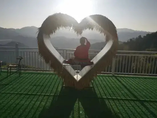 Ziyun·Sunrise Mountain House (Longji Terraces Jinkeng Observation Deck)