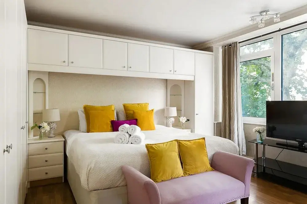 Spacious 3-bedroom Apartment Next to Museums