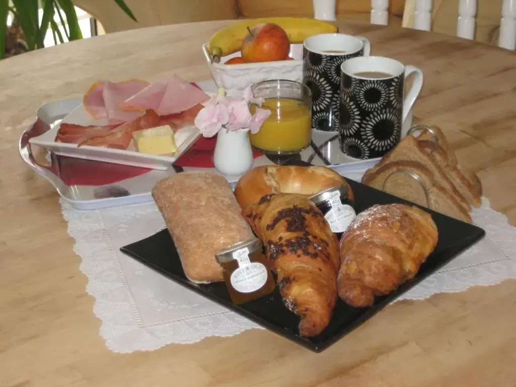 Tanglewood Gatwick Bed & Breakfast