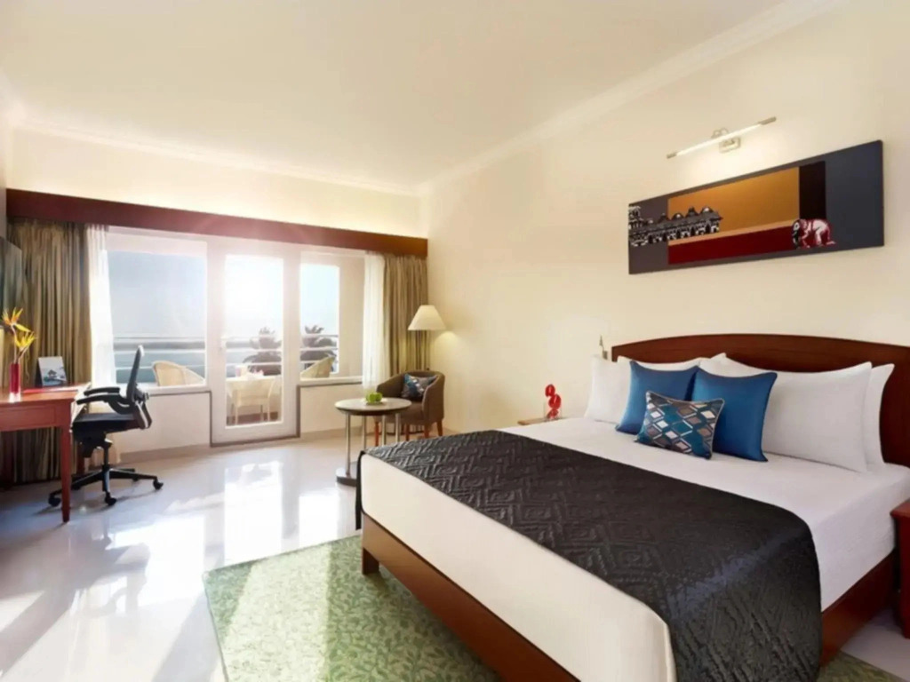 The Gateway Hotel Lakeside Hubli