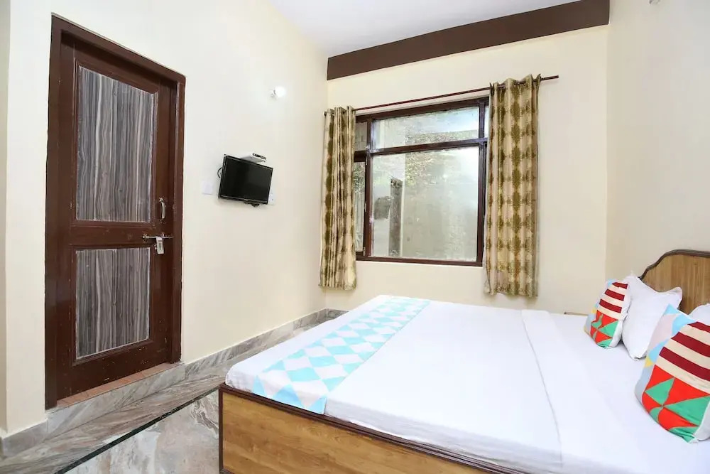OYO 19173 Home Cheerful Stay Dhalli
