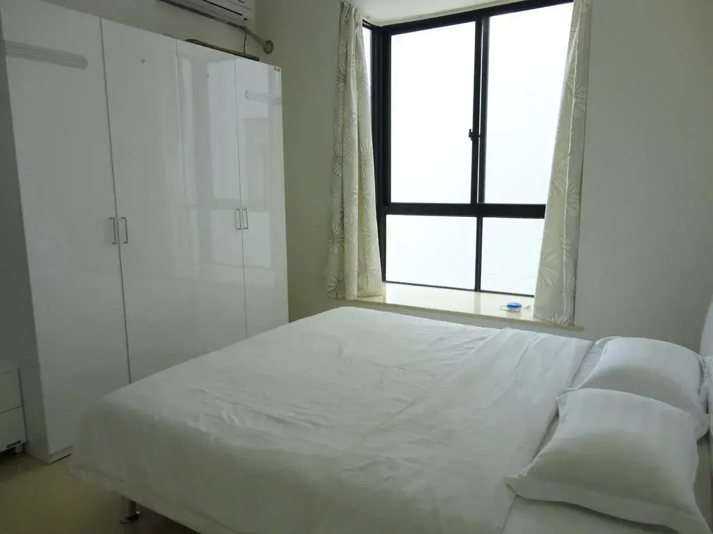 Haitun Apartment