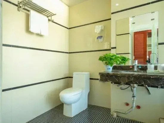 Chunhui Business Hotel